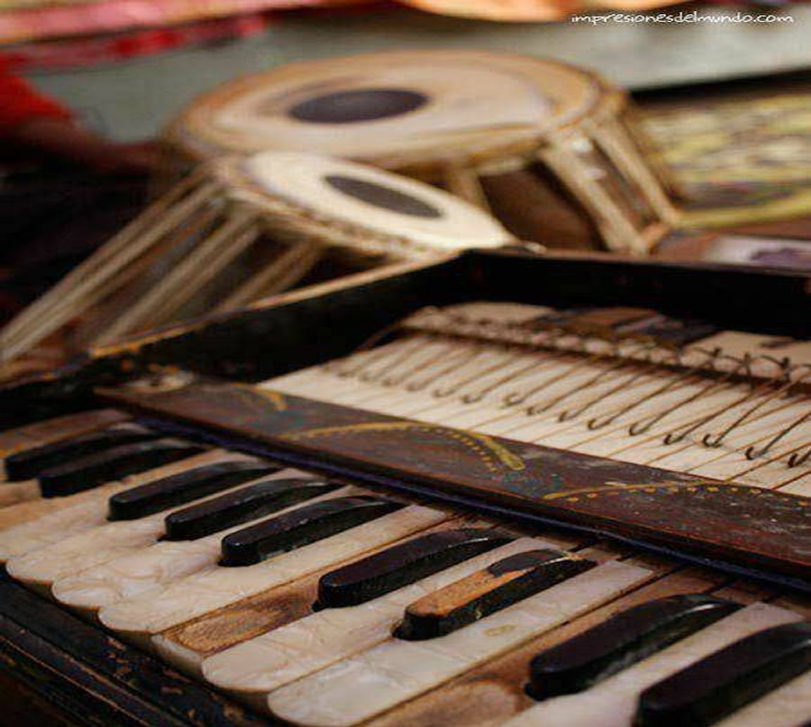Tabla and harmonium